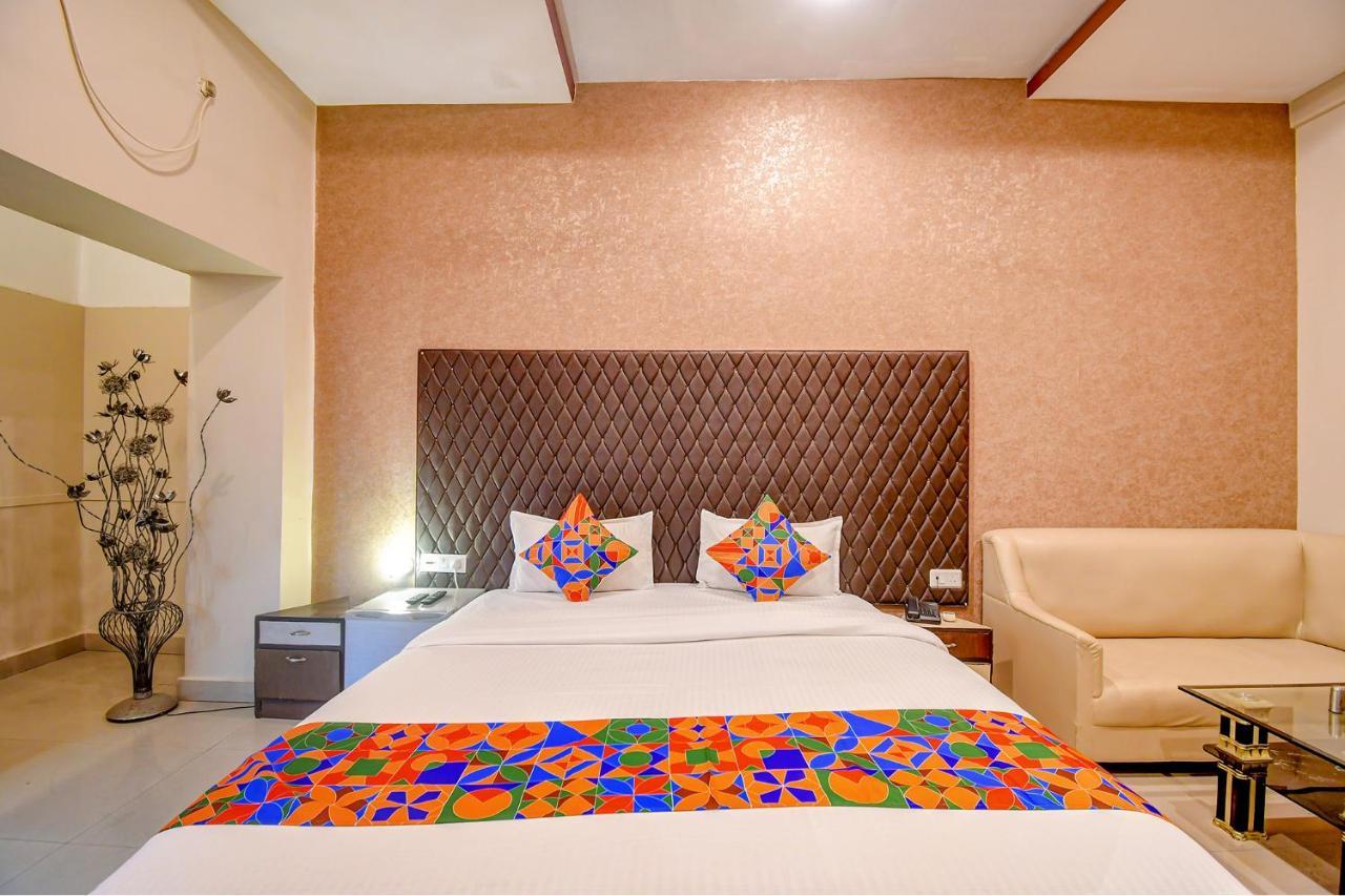 Fabhotel Prime Rockstar Suites Calcutta Buitenkant foto