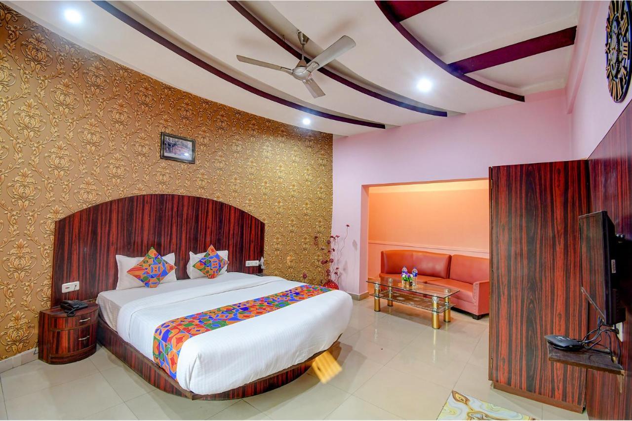 Fabhotel Prime Rockstar Suites Calcutta Buitenkant foto