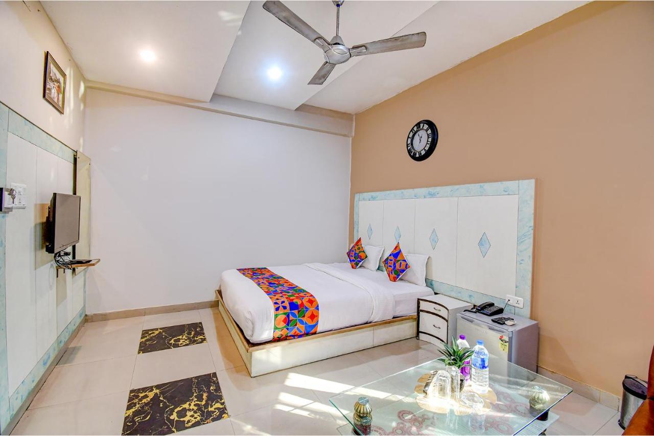 Fabhotel Prime Rockstar Suites Calcutta Buitenkant foto